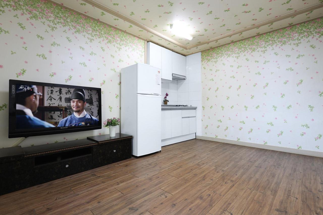 Yeowoogneul Pension Чхунчхон Екстер'єр фото